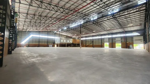 Meadowview Logistics Hub, 63 Clulee Road, Linbro Park